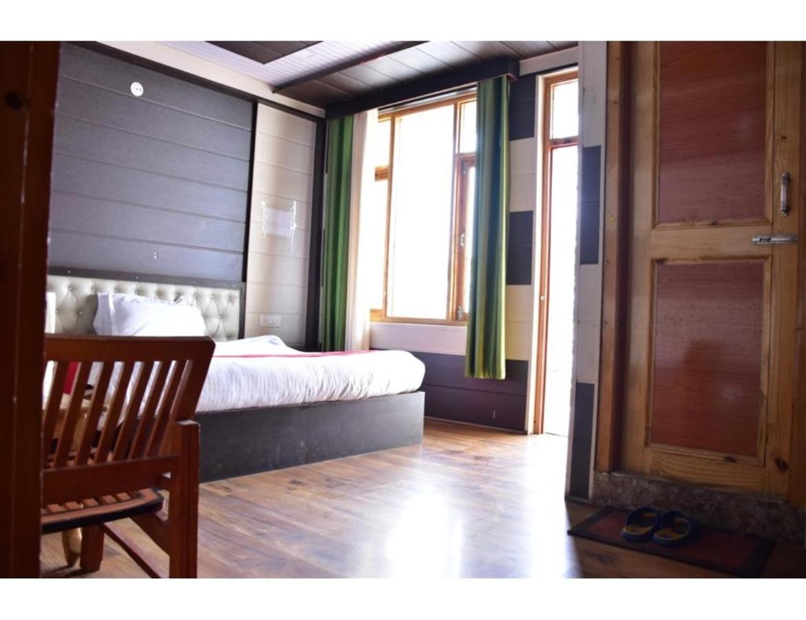 Hotel Peak View, Lahaul Sissu Екстериор снимка
